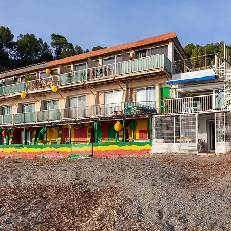 Semesterbostad Maison De Pecheur Au Pradet Le Pradet